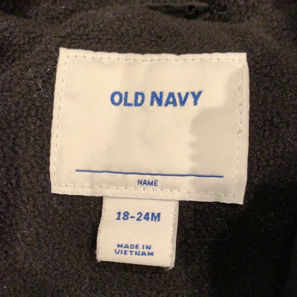 Toddler Old Navy 18M black puffer jacket - Picture 3 of 5